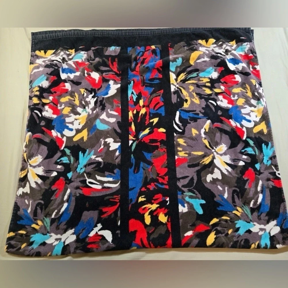 Vera Bradley Splash Floral Beach Towel Black Turquoise 100% Cotton 63” x 32”